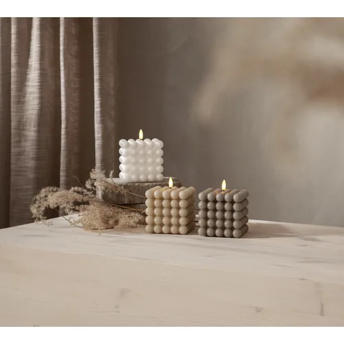 Star Trading LED-Kerze Pillar Flamme Dot, 10 x 12.5 cm, Weiss - Betriebsart: Batteriebetrieb - Fernbedienung: Nein - Aussenanwendung: Nein - Höhe: 12.5 cm - Timerfunktion: Ja - Set: Nein