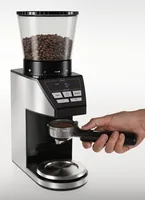 Melitta Kaffeemühle Calibra Schwarz - Detailfarbe: Schwarz - Ausstattung: Display - Entnehmbarer Bohnenbehälter - Mahlwerk: Kegelmahlwerk - Fassungsvermögen: 375 g