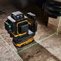 DEWALT Akku-Linienlaser 18 V, 3x 360 °, 40 m - Produktkategorie: Linienlaser - Schnittstellen: Keine - Reichweite: 40 m - Messgenauigkeit: 3 mm
