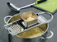 Kela Spätzlehobel Emma Kurze Spätzle, Silber - Produkttyp: Spätzlehobel - Material: Edelstahl - Detailfarbe: Silber - Anzahl Einsätze: 1 × - Spülmaschinenfest: Ja