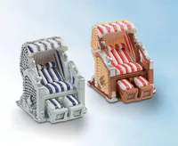 HobbyFun Mini-Figur Strandkorb 3.5 x 3.5 cm, Rot/Weiss - Detailfarbe: Weiss - Blau - Material: Stoff - Holz - Verpackungseinheit: 1 Stück - Motiv: Sommer - Anlass: Basteln