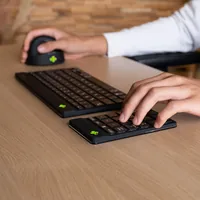 R-GO NUMPAD BREAK ERGONOMIC NUMERIC WIRELESS KEYPAD BLACK