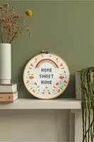 DMC Stickset Gift of Stitch Home Sweet Home, Ø 18.5 cm - Detailfarbe: Mehrfarbig - Produktart: Kreuzstich-Bastelset