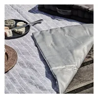 Urbanara Picknickdecke Ankisa 130 x 190 cm - Grüngrau / Weiss - Breite: 130 cm - Material: Baumwolle - Polyester - Nachhaltigkeit: Nicht angegeben - Länge: 190 cm - Sportart: Outdoor - Farbe: Grüngrau