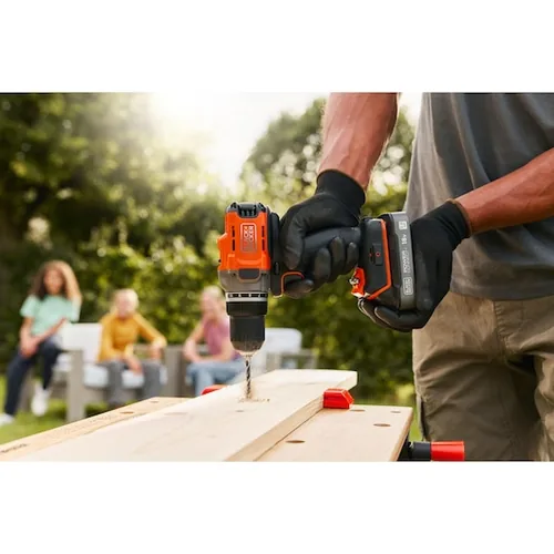 Black & Decker BCD382D1XK-QW drill Orange