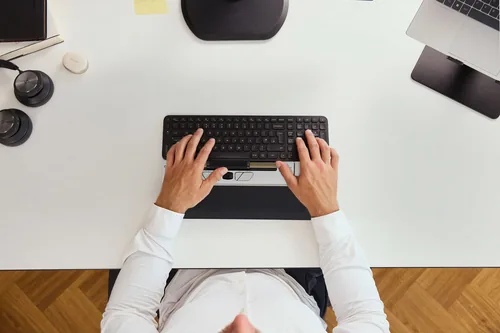 Contour Design RollerMouse Go &. docking wrist rest