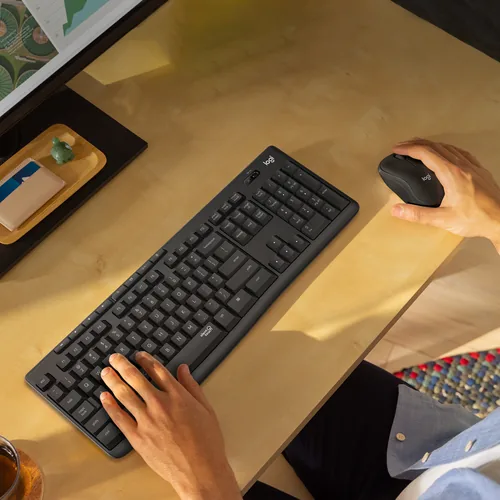 Logitech Tastatur-Maus-Set MK295 Graphite CH-Layout - Maus Features: Silent-Tasten - Ein-/Ausschalter - Scrollrad - Tastatur Typ: Standard - Tastaturlayout: QWERTZ (CH) - Tastatur Features: Silent-Tasten - Medientasten - Ziffernblock - Keyboard Tasten: Kl