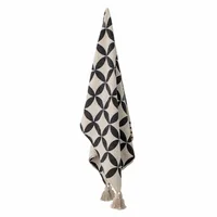 Bloomingville Tagesdecke Forma, 155 x 130 cm, Natur - Nachhaltigkeit: Nicht angegeben - Produkttyp: Decken - Detailfarbe: Nature - Breite: 130 cm - Höhe: 155 cm - Detailmaterial: Recycled Baumwolle