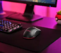 Trust Gaming-Maus GXT 926 Redex II - Maus Features: Seitliche Zusatztasten - Beleuchtung - Programmierbare Tasten - Bedienungsseite: Rechtshänder - Detailfarbe: Schwarz - Gewicht: 99 g - Verbindungsart: Kabellos - Schnittstelle: USB-C