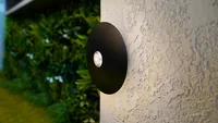 Schönenberger Akku-Tisch-Wandleuchte FlexiLight 1800-3000K,400 lm, IP44 - Betriebsart: Batteriebetrieb - USB - Lampensockel: LED fest verbaut - Smart Home: Nicht kompatibel - Zusätzliche Ausstattung: Dimmer - inkl. Ladekabel - Magnet - Tragbar - USB-Ansch
