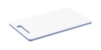 Rotho Schneidebrett Caruba 15 cm  x 25 cm - Material: Polypropylen (PP) - Thermoplastische Elastomere (TPE) - Breite: 15 cm - Detailfarbe: Weiss - Blau - Griffe: Ja - Eigenschaften: BPA-frei - Herstellungsort CH - Zertifikate: Keine Zertifizierung