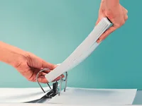 LEITZ Ordner Swiss Edition 180° 8cm 10135001 weiss A4