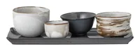 Bloomingville Masami Suhsi-Set 1 Stück, Weiss - Unterteilungsmöglichkeit: Nein - Material: Steingut - Detailfarbe: Weiss - Set: Ja - Verpackungseinheit: 1 Stück - Form: Rund