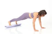 TOGU Pilates Halbrolle Premium - Zubehörtyp: Rolle - Produktkategorie: Sonstiges - Eigenschaften: Keine Eigenschaft - Farbe: Lila