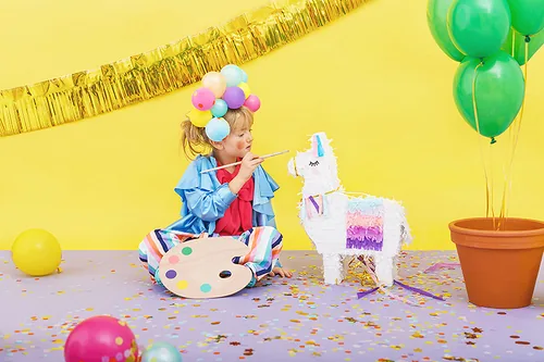 Partydeco Pinata Lama, 41 x 49.5 x 10 cm, Weiss, 1 Stück - Motiv: Lama - Detailfarbe: Weiss