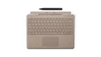 Microsoft Surface Pro Keyboard mit Slim Pen 2 (CH-Layout) - Verbindungsmöglichkeiten: Dockinganschluss - Tastaturlayout: QWERTZ (CH) - Kompatible Hersteller: Microsoft - Detailfarbe: Hellbeige - Bildschirmdiagonale in Zoll: 13  - Tablet Kompatibilität: Su