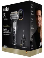 Braun Herrenrasierer Series 9 Pro+ 9660cc - Typ: Elektrorasierer - Rasierart: Nass und Trocken - Körperbereich: Gesicht - Reinigungsstation: Ja - Anwender: Herren