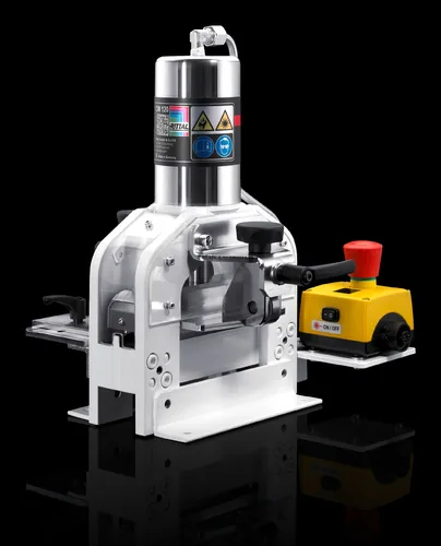 Rittal Stromschienenzuschnitteinheit CW 120-S