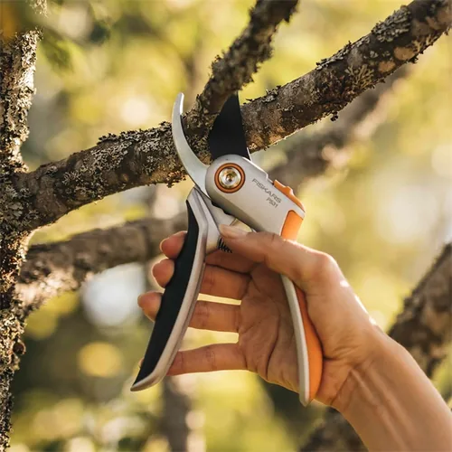 Fiskars Plus P531 pruning shears Bypass Black, Orange