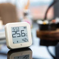 Shelly WLAN-Luftfeuchte- und Temperatursensor H&T Gen3, Ivory - Detailfarbe: Ivory - Produkttyp: Feuchtigkeitssensor - Protokoll: Bluetooth - WLAN - Systemkommunikation: Wireless - System-Kompatibilität: Google Assistant - Amazon Alexa