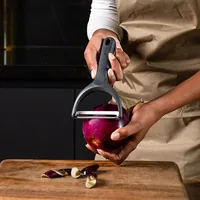 Zyliss Tomaten-/Paprika-/Kiwischäler Y-Form Grau/Schwarz - Detailfarbe: Grau - Schwarz - Zertifikate: Keine Zertifizierung - Schälertyp: Pendelschäler
