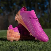 IDA Sports Fussballschuh Helia Elite FG/AG Dunkelpink, 40 - Detailfarbe: Dunkelpink - Zielgruppe: Damen - Sohlen: Kunstrasen (AG) - Nocken (FG) - Schuhgrösse (EU): 40