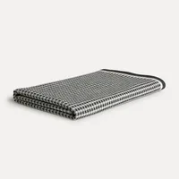Möve Handtuch New Heritage Waffelpiquee 45 x 90 cm, Black/Nature - Nachhaltigkeit: Nicht angegeben - Produkttyp: Handtuch - Detailfarbe: Schwarz - Breite: 45 cm - Länge: 90 cm - Detailmaterial: Baumwolle (CO)