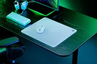 Razer Atlas white