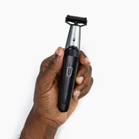 Babyliss Triple S T880E - Rasierart: Nass und Trocken - Körperbereich: Bart - Gesicht - Detailfarbe: Schwarz - Minimale Schnittlänge: 0.2 mm - Maximale Schnittlänge: 3 mm - Trimmer Funktionen: Bartschneider - Präzisionstrimmer - Rasieraufsatz