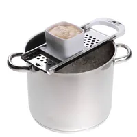 Westmark Spätzlehobel Knöpfle, 32 x 11 x 6.5 cm Silber - Produkttyp: Spätzlehobel - Material: Edelstahl - Detailfarbe: Silber - Anzahl Einsätze: 1 × - Spülmaschinenfest: Ja