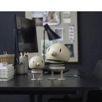 Hoptimist Lautsprecher Soft Bumble L Soft Latte - Verbindungsmöglichkeiten: USB Typ-C - Widerstandsfähigkeit: Keine Angabe - Stromversorgung: Akkubetrieb - Detailfarbe: Beige - Gewicht: 0.48 g - System-Kompatibilität: Keine