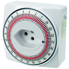 STEFFEN Zeitschaltuhr IP20 24 h 15 Min Mechanisch - Montage: Zwischenstecker - Kürzeste Schaltzeit: 15 min - Anwendungsbereich: Indoor - Anzahl Schaltpunkte: 96 - Funktionsweise Zeitschaltuhr: Mechanisch - Funktionen: Manuell Ein-/Aus - Tagesprogramme