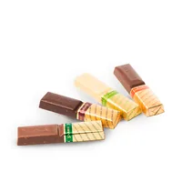 Storck Pralinen Merci Mandel Knusper Vielfalt 250 g - Produkttyp: Assortiert - Nährwertangabe pro: 100 g - Energiegehalt (in kj): 2378 KJ - Energiegehalt (in kcal): 571 Kcal - Fett: 37.4 g - Davon gesättigte Fettsäuren: 19 g