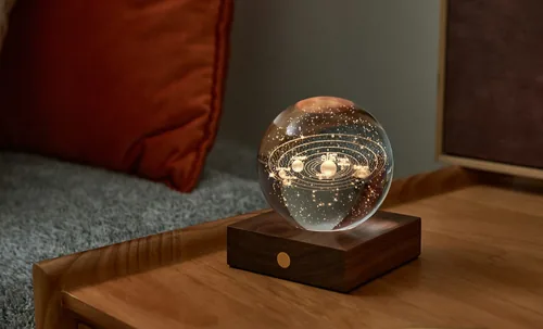 Gingko LED Stimmungslicht Amber Sonnensystem Braun - Betriebsart: USB - Detailfarbe: Braun - Aussenanwendung: Nein - Lichtsensor (Dämmerung): Nein - EPREL-Nummer: 0