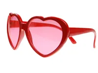 Partydeco Partybrille Herz 14 x 6 x 13 cm, Rot - Packungsgrösse: 1 Stück - Produkttyp: Partybrille - Material: Polycarbonat (PC) - Detailfarbe: Rot - Motto: Liebe