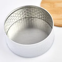 Zeller Present Vorratsdose Scandi 2 l, Weiss - Produkttyp: Vorratsdose - Materialtyp: Metall - Material: Metall - Detailfarbe: Weiss - Mikrowellenfest: Nein - Spülmaschinenfest: Nein