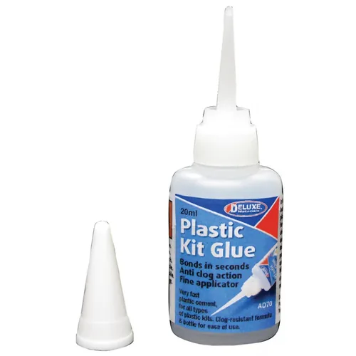 Deluxe Materials Modellbauklebstoff Plastic Kit Glue 20 ml, Transparent - Eigenschaft: Flüssig - Geeignete Oberflächen: Kunststoff - Holz - Packungsgrösse: 20 ml - Detailfarbe: Transparent - Art: Kleber