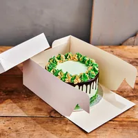 Funcakes Tortenbox mit Tortenplatte 30.2 x 30.2 x 15 cm, 1 Stück - Detailfarbe: Weiss - Materialtyp: Papier - Material: Karton - Verpackungseinheit: 1 Stück