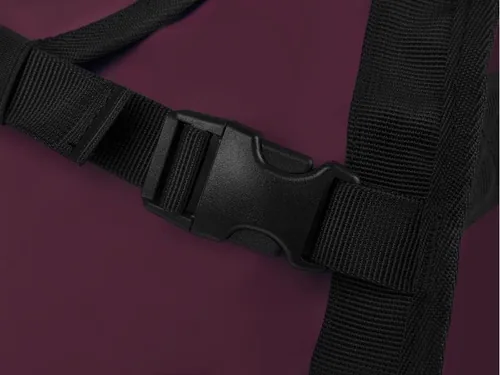 KOOR Duffle Bag Sooma 30 l, Maroon - Breite: 30.5 cm - Höhe: 40 cm - Tiefe: 50 cm - Volumen: 30 l - Farbe: Dunkelrot - Material: Recycled PET