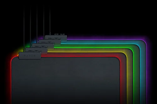Razer Gaming-Mausmatte Goliathus Extended Chroma Schwarz - Tiefe: 294 mm - Breite: 920 mm - Detailfarbe: Schwarz - Form: Eckig - Höhe: 3 mm - Handgelenkauflage: Nein
