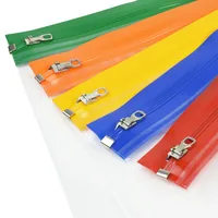 Rapesco A4+ Reissverschlussbeutel mit Metallverschluss 5 Stück - Breite: 38 cm - Höhe: 3 cm - Tiefe: 27 cm - Gefüllt: Nein - Etui-Art: Accessoires-Tasche - Material: Polypropylen (PP)