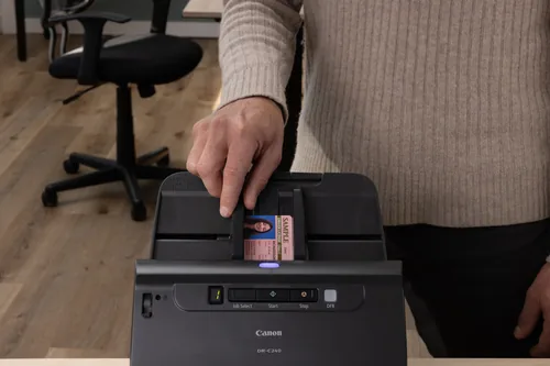 Canon imageFORMULA DR-C240 Dokumentenscanner A4 45 S./Min USB 2.0 Duplex