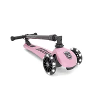 Scoot and Ride Scooter Highwaykick 3 LED, Rose - Altersempfehlung ab: 3 Jahren - Ausstattung: Fussbremse - Reifentyp:  Kunststoffreifen - Eigenschaften: Keine Eigenschaft - Zertifikate: Keine Zertifizierung - Belastbarkeit: 50 kg