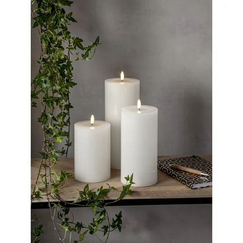 Star Trading LED-Kerze Pillar Flow Big, 17.5 cm, Weiss - Betriebsart: Batteriebetrieb - Fernbedienung: Nein - Aussenanwendung: Nein - Höhe: 17.5 cm - Timerfunktion: Ja - Set: Nein