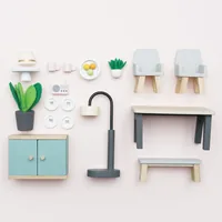 LE TOY VAN Puppenhausmöbel Esszimmer Möbel Set - Altersempfehlung ab: 3 Jahren - Material: Kunststoff - Stoff - Holz - Höhe: 0 cm - Eigenschaften: Keine Eigenschaft - Zertifikate: Keine Zertifizierung