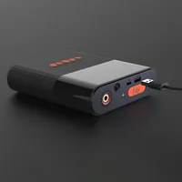 4smarts Powerbank PitStop+ mit Starthilfeausrüstung & Kompressor - Akkutyp: Lithium-Polymer (LiPo) - Akkukapazität: 8800 mAh - Detailfarbe: Schwarz - USB Ladeanschluss: 1 - USB-C PowerDelivery: Nein - Max. Output USB-C PowerDelivery: 0 W