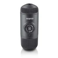 Wacaco Reisekaffeemaschine Nanopresso Bundle mit Nespresso Adapter - Kaffeeart: Kaffee gemahlen - Nespresso Kapseln - Detailfarbe: Anthrazit - Pumpendruck: 18 bar - Wassertank: 0.08 l - Set: Ja