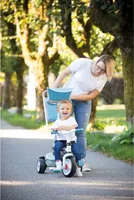 Smoby Dreirad Baby Balade Blau - Altersempfehlung ab: 10 Monaten - Ausstattung: Flüsterräder - Fussstütze - Gurt - Pedal-Freilauf - Schiebestange - Verstellbarer Sitz - Detailfarbe: Grau - Hellblau - Material: Kunststoff - Metall