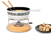 Stöckli Käsefondue-Set Sätnis Classic 8 Teile, Braun/Weiss - Anzahl Personen: 6 - Materialtyp: Metall - Material: Metall - Betriebsart: Pastenbrenner - Kompatible Kochfelder: Induktion - Detailfarbe: Weiss - Braun