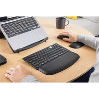 KENSINGTON ErgoSoft Wrist Rest For Slim Compact Keyboards Black